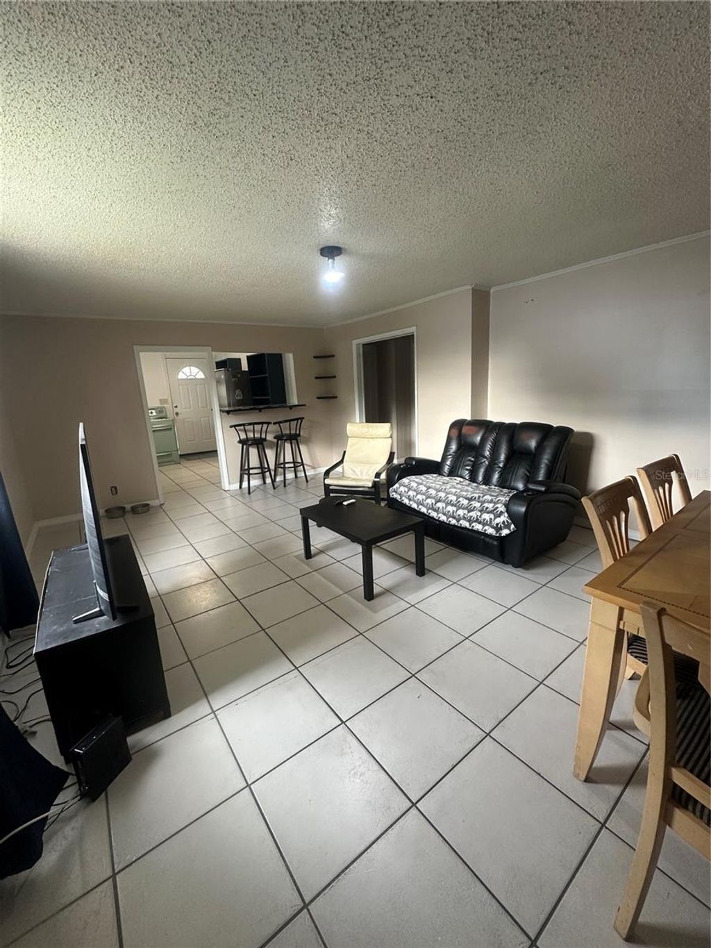 Photo of 3923 W Flora Street, Tampa, FL 33614 (MLS # TB8414951)