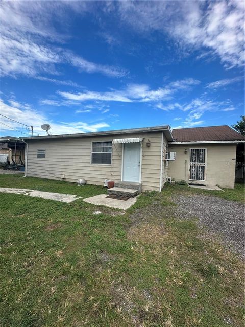 Photo of 3923 W Flora Street, Tampa, FL 33614 (MLS # TB8414951)