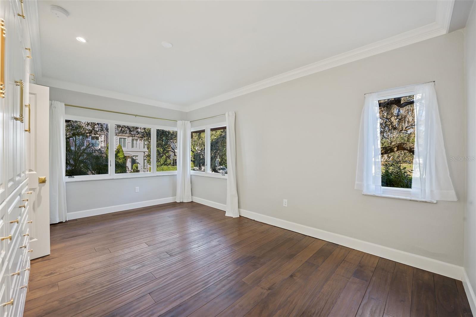 PARK AIRE CONDO - Residential Lease