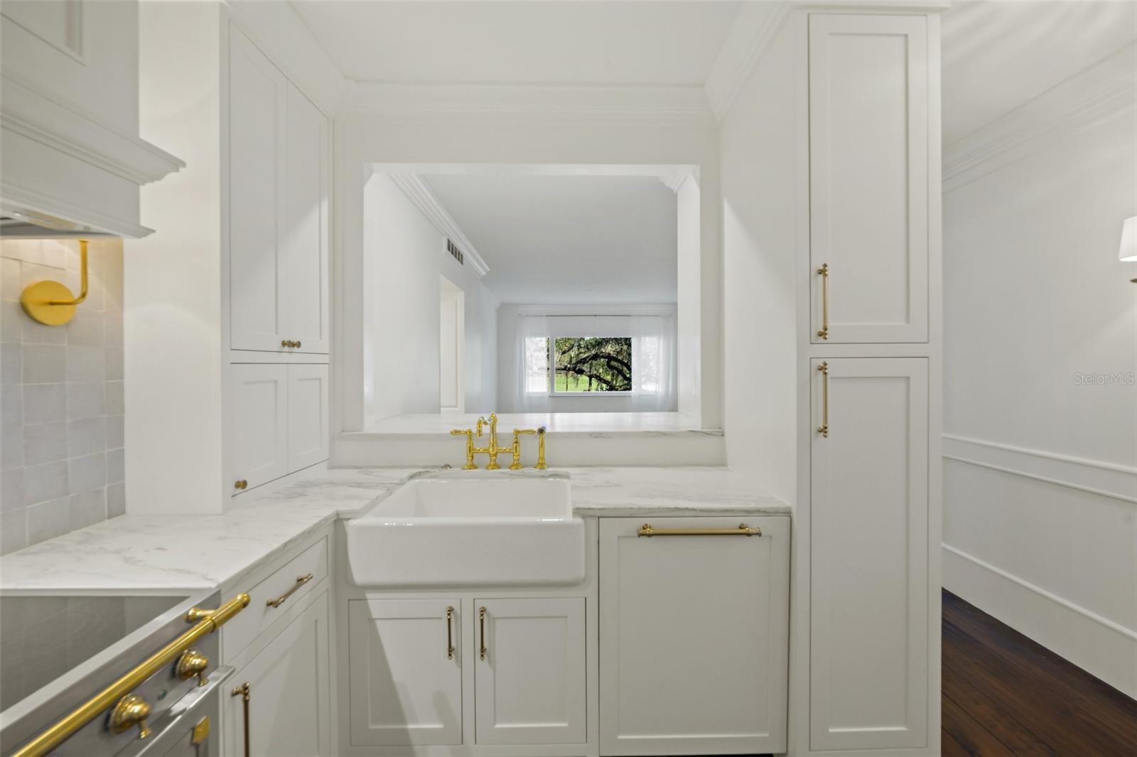 PARK AIRE CONDO - Residential Lease