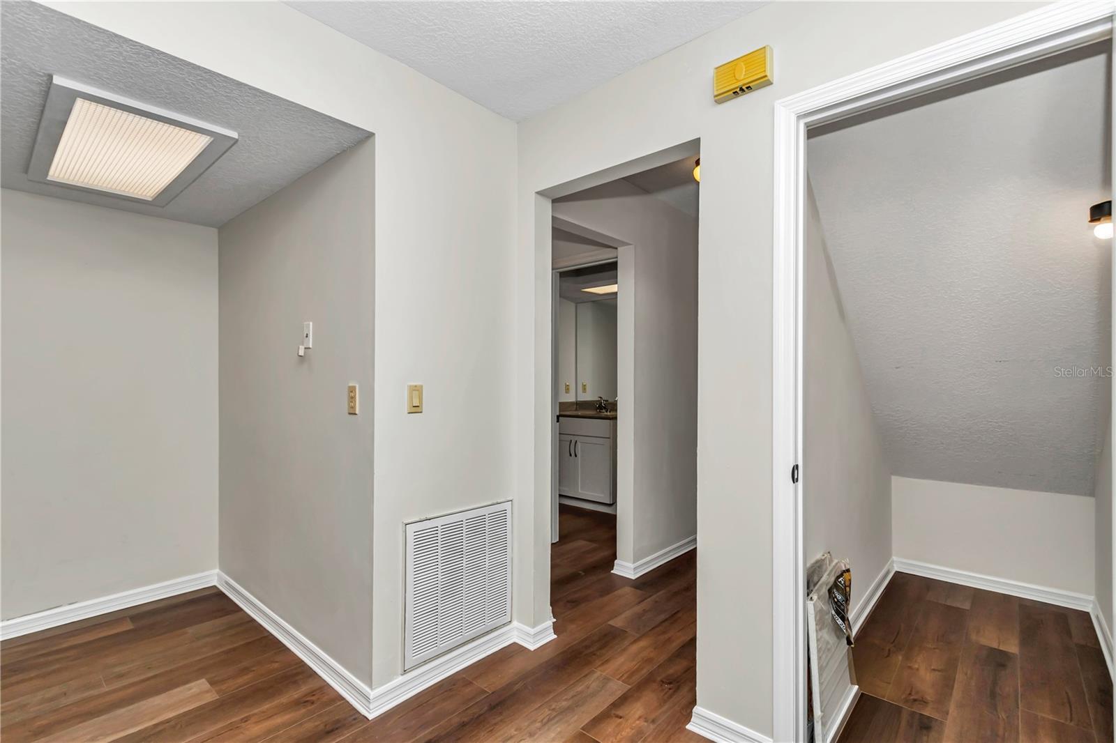 SADDLE HILL 2ND REP - Residential