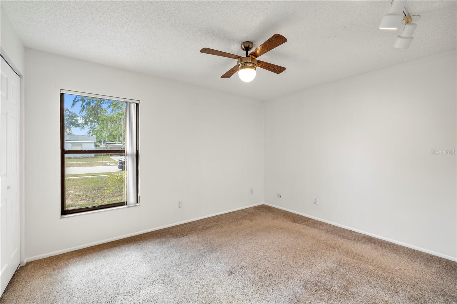 KIM ACRES - Residential