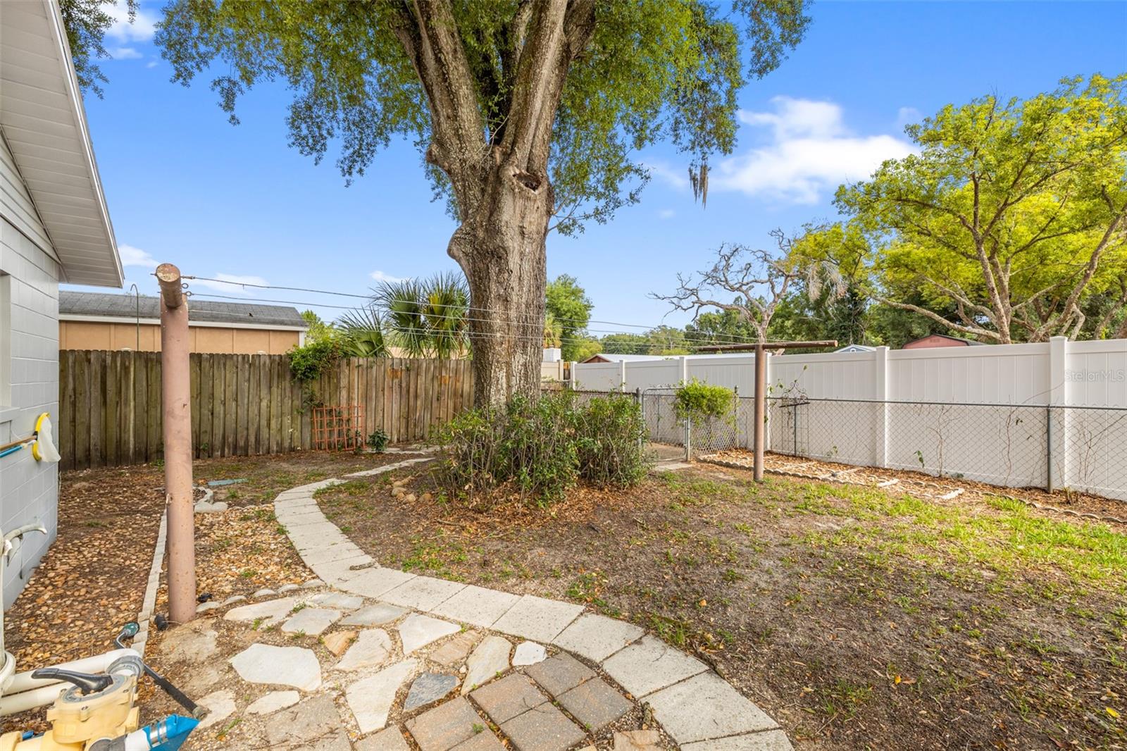 KIM ACRES - Residential