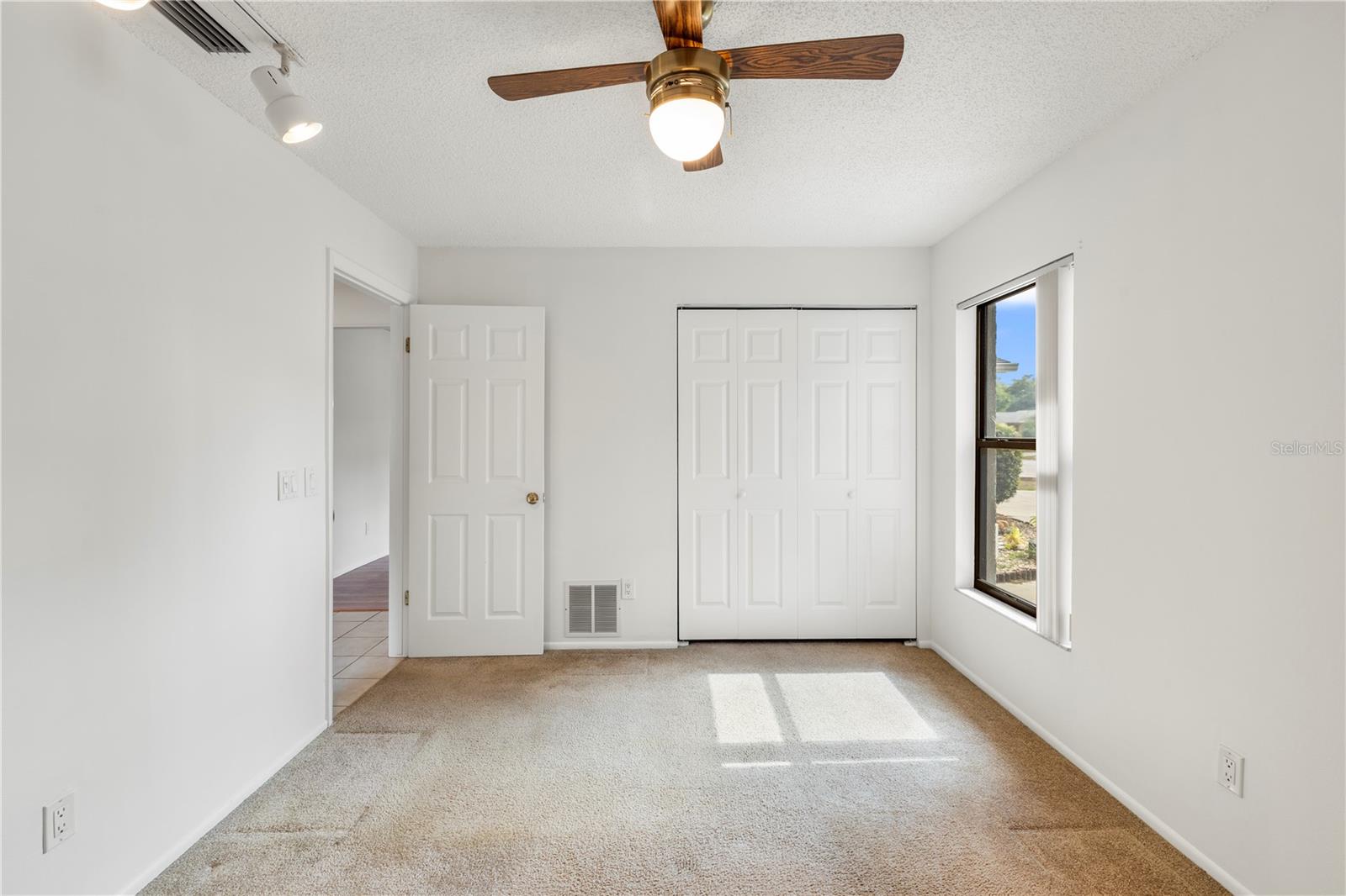 KIM ACRES - Residential