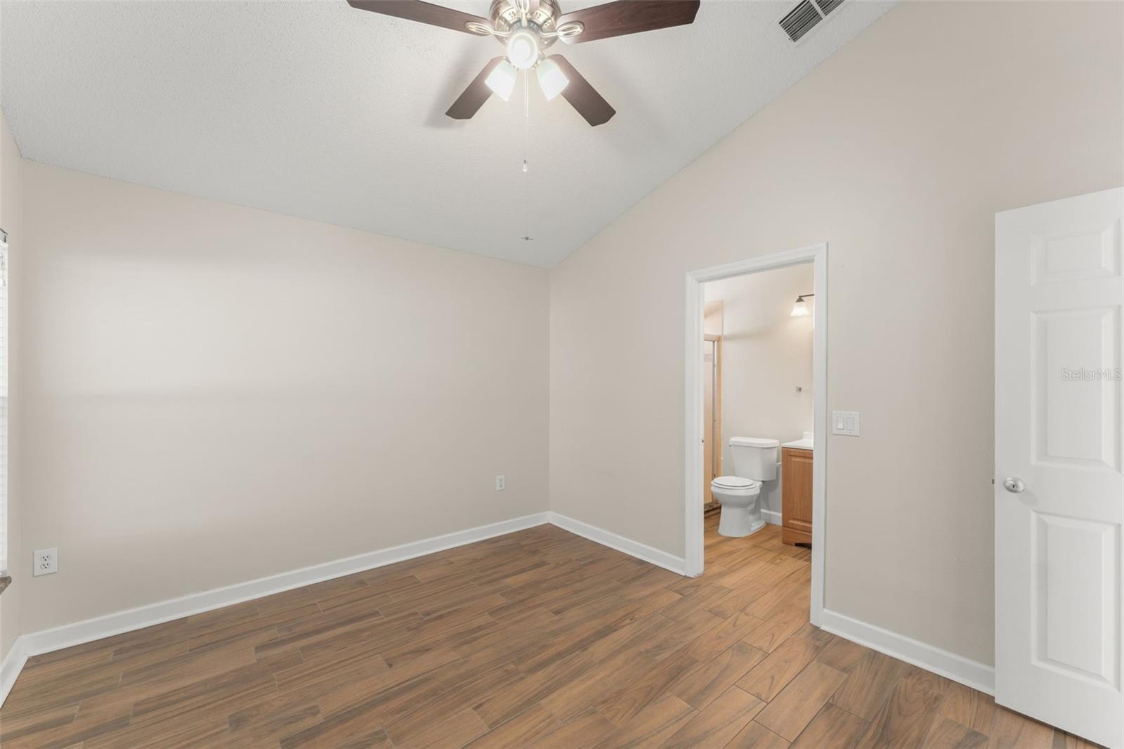 CORALWOOD - Residential