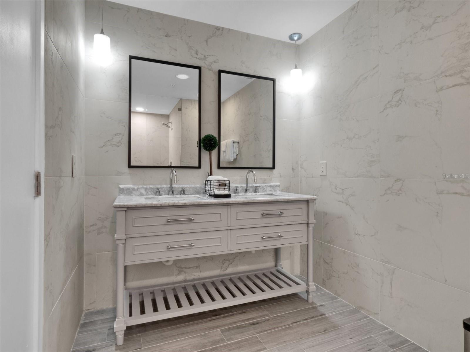 JACKSON - Residential Lease