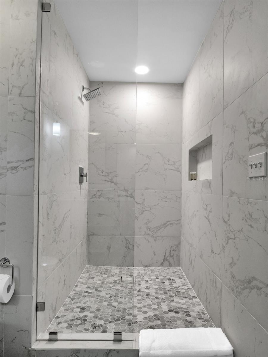 JACKSON - Residential Lease