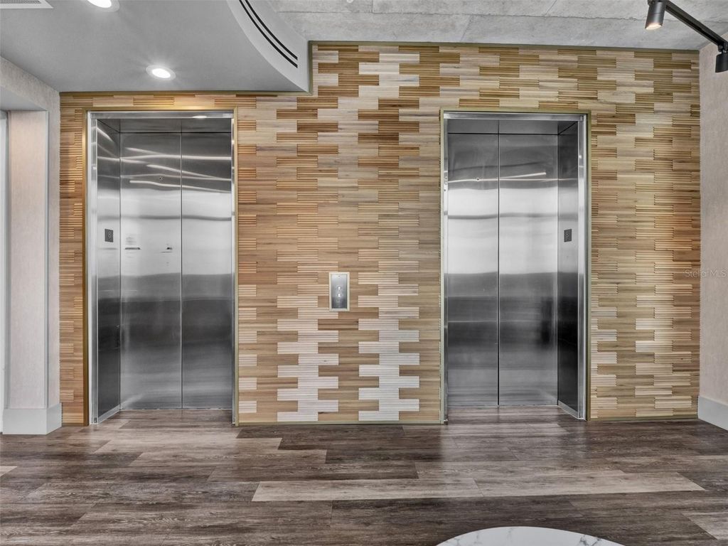 Photo of 525 E Jackson Street #508, Orlando, FL 32801 (MLS # O6363366)