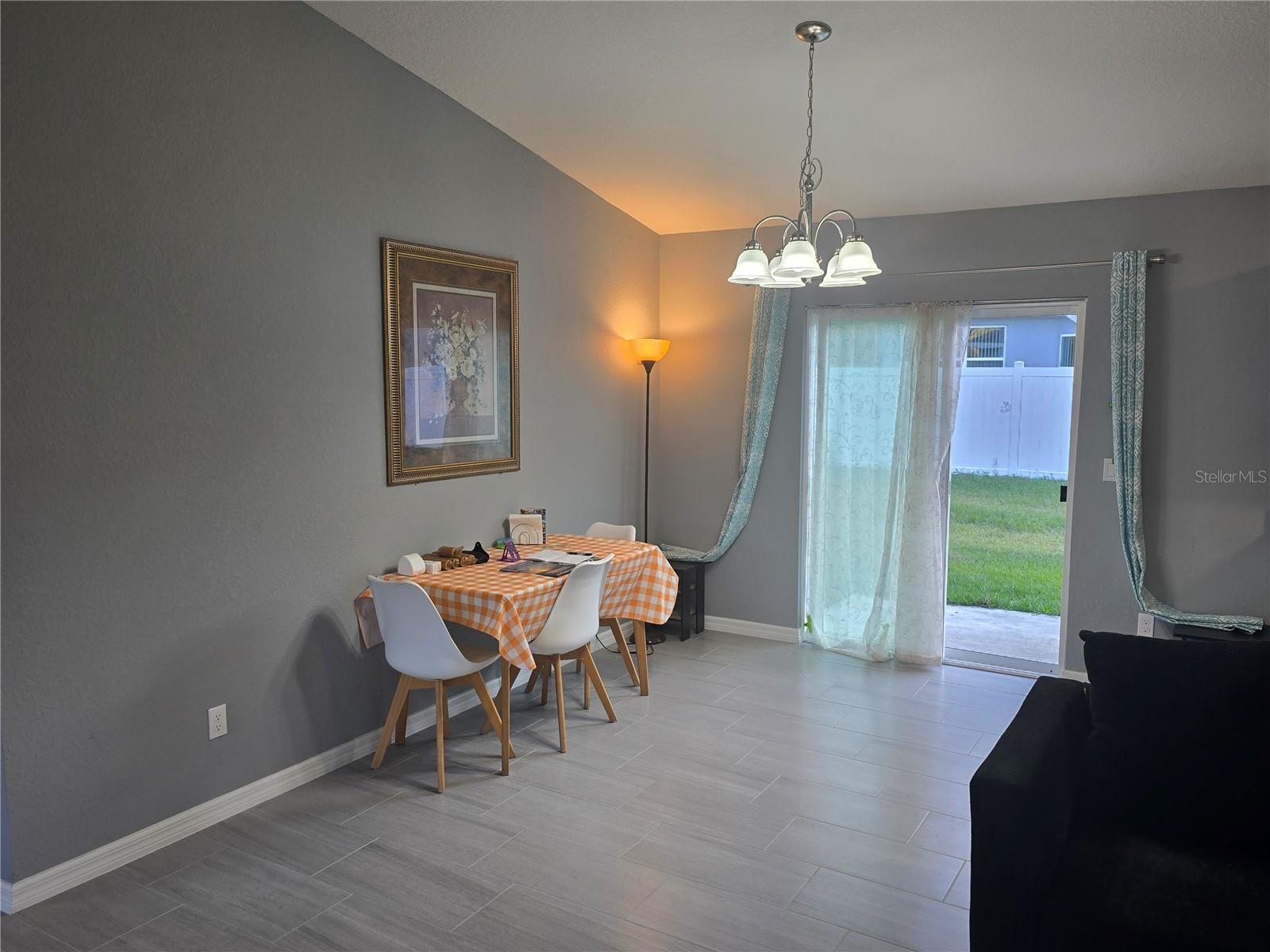 SILVER PALMS ESTATE - Residential