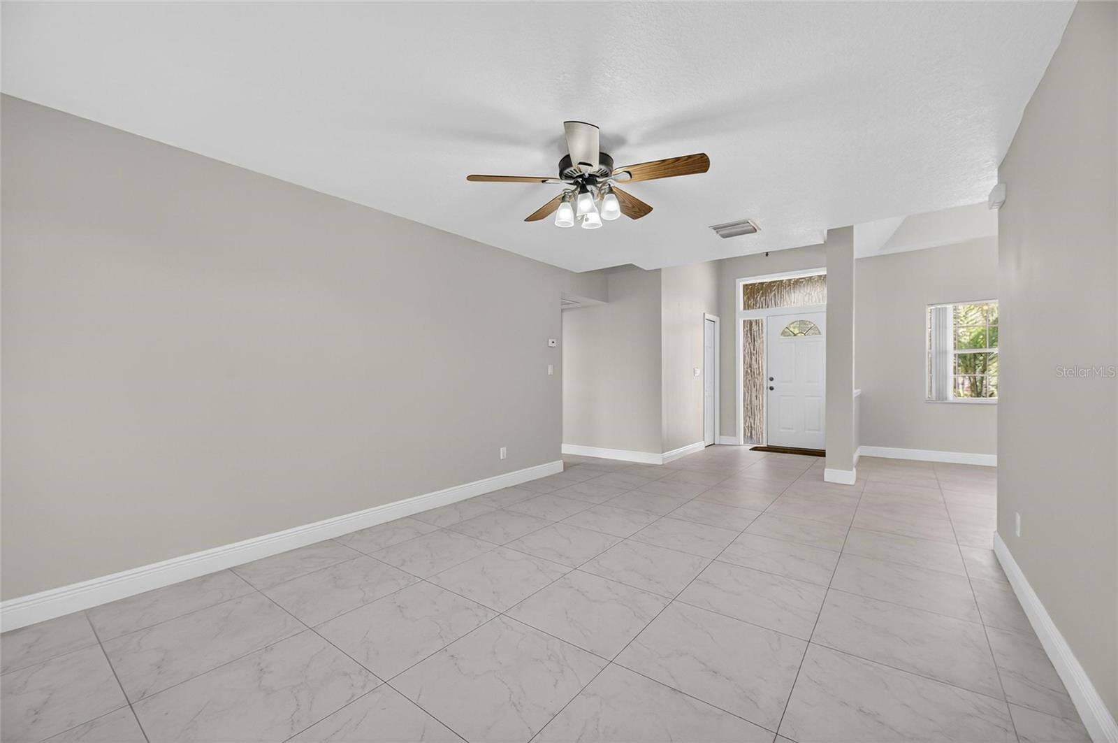 LAKE SHORE ESTATES 1ST ADD - Residential Lease