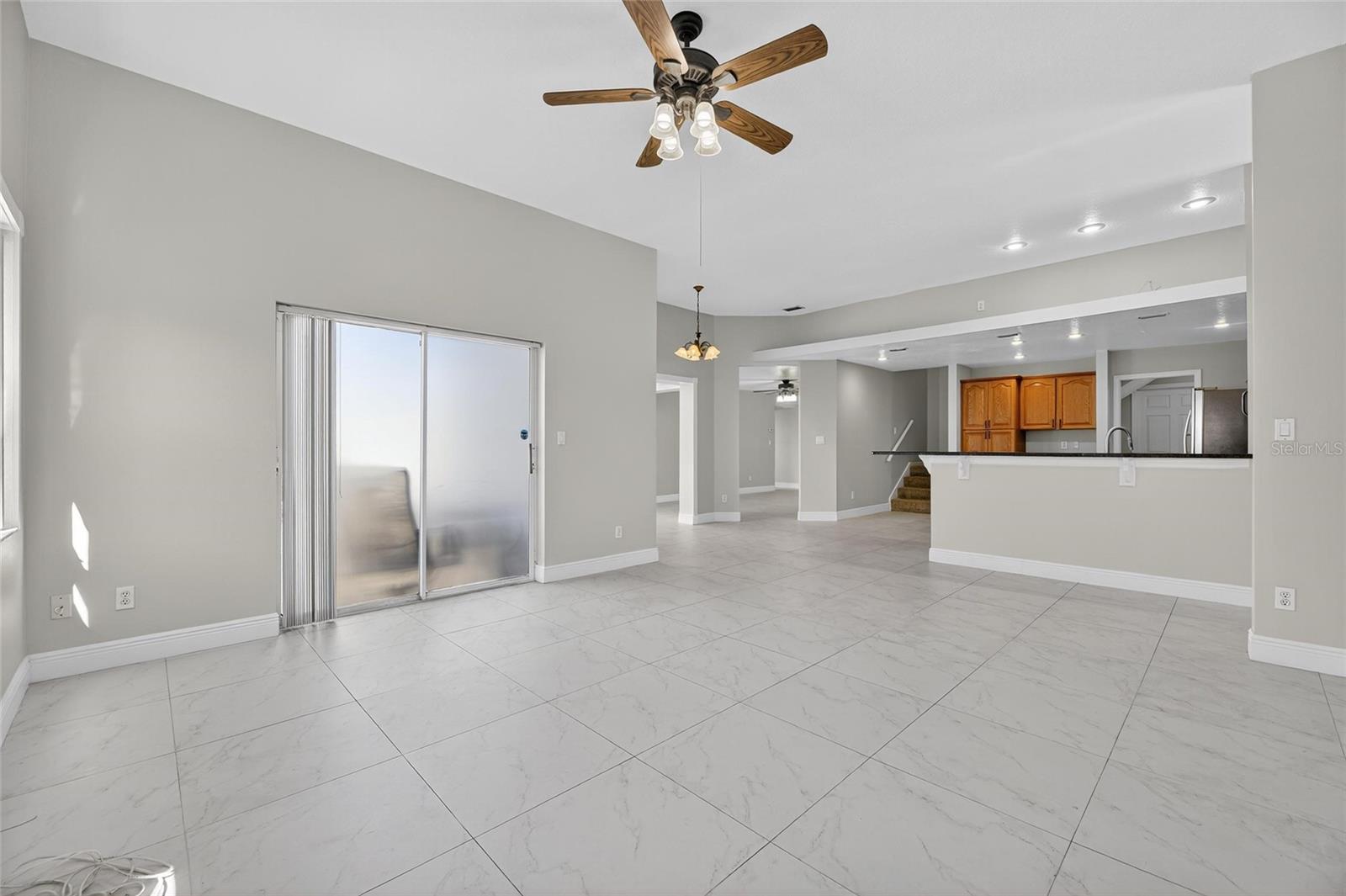 LAKE SHORE ESTATES 1ST ADD - Residential Lease