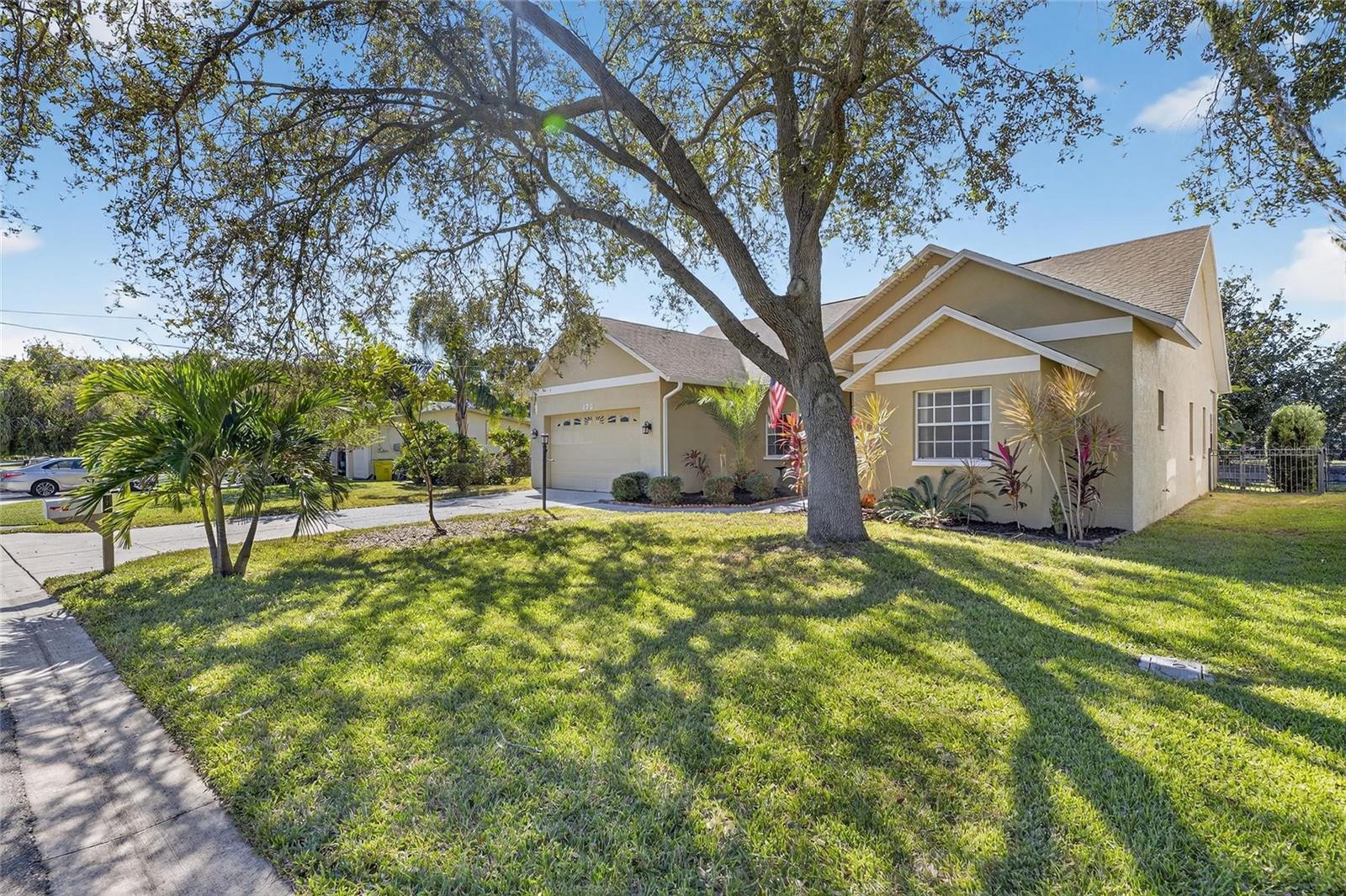 LAKE SHORE ESTATES 1ST ADD - Residential Lease