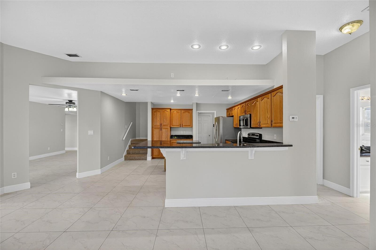 LAKE SHORE ESTATES 1ST ADD - Residential Lease