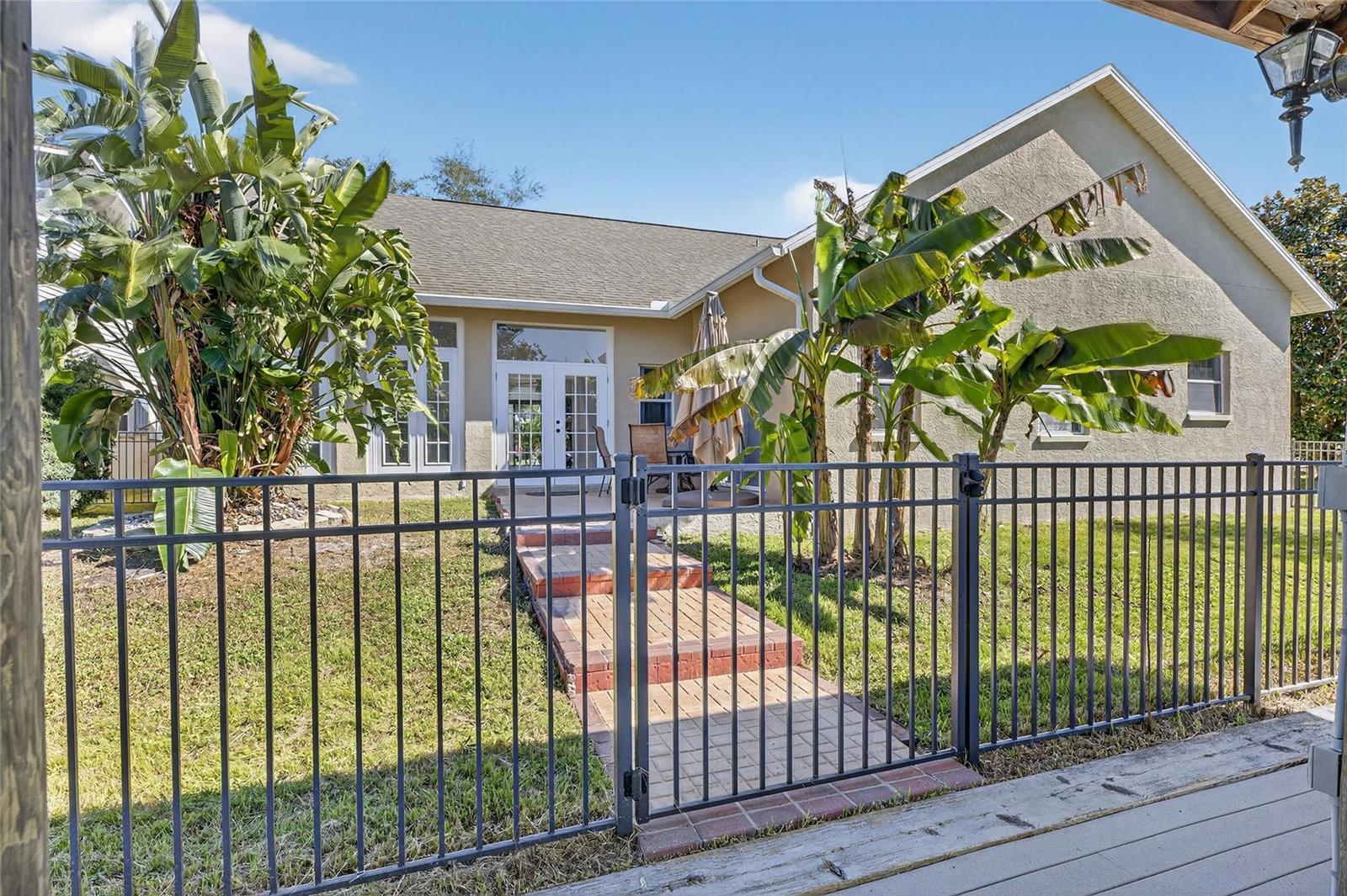 LAKE SHORE ESTATES 1ST ADD - Residential Lease