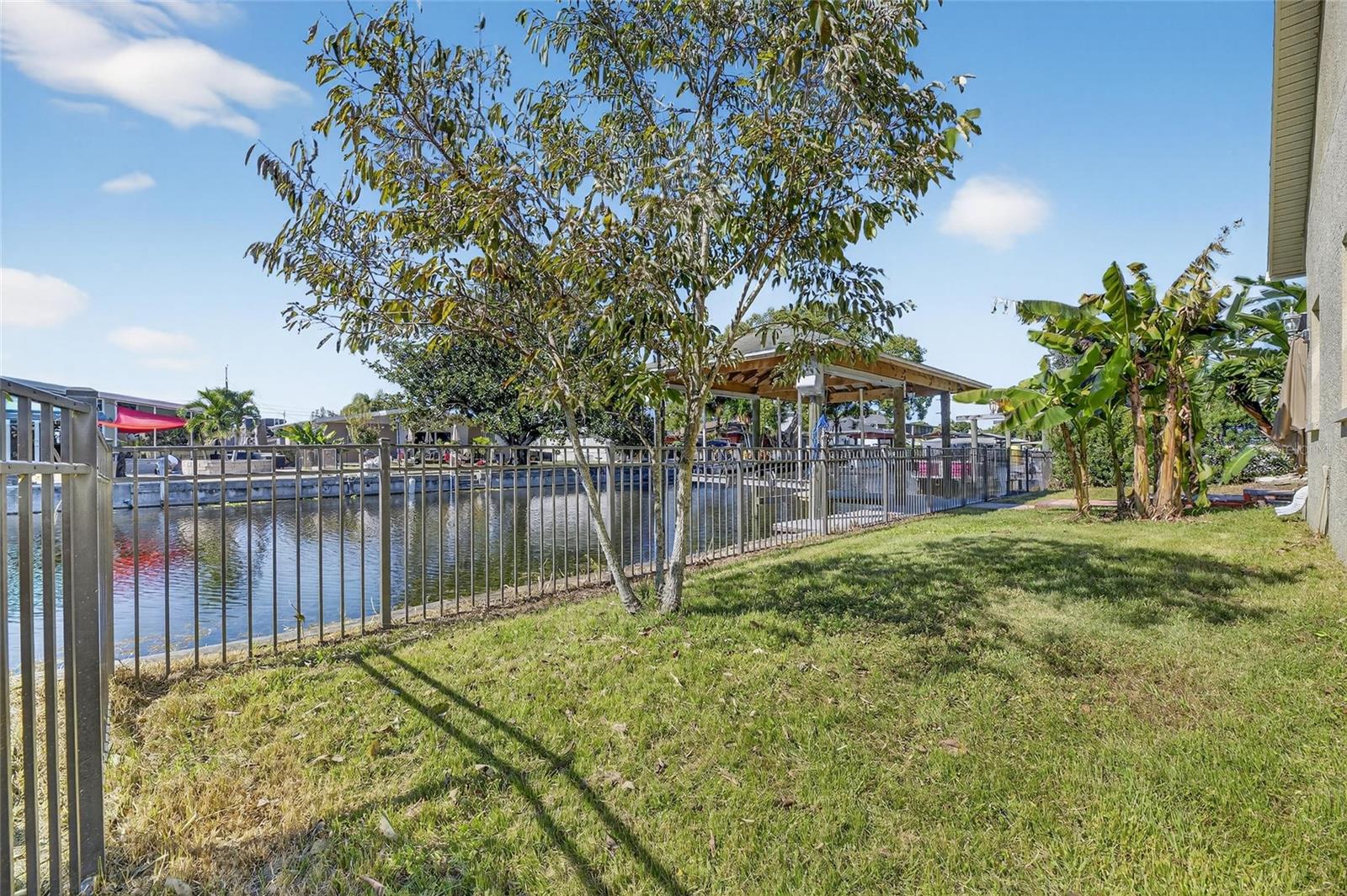 LAKE SHORE ESTATES 1ST ADD - Residential Lease