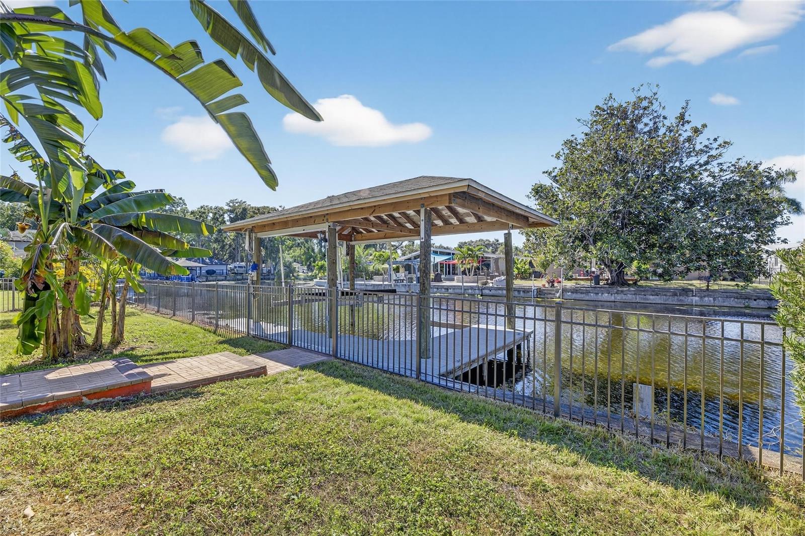 LAKE SHORE ESTATES 1ST ADD - Residential Lease