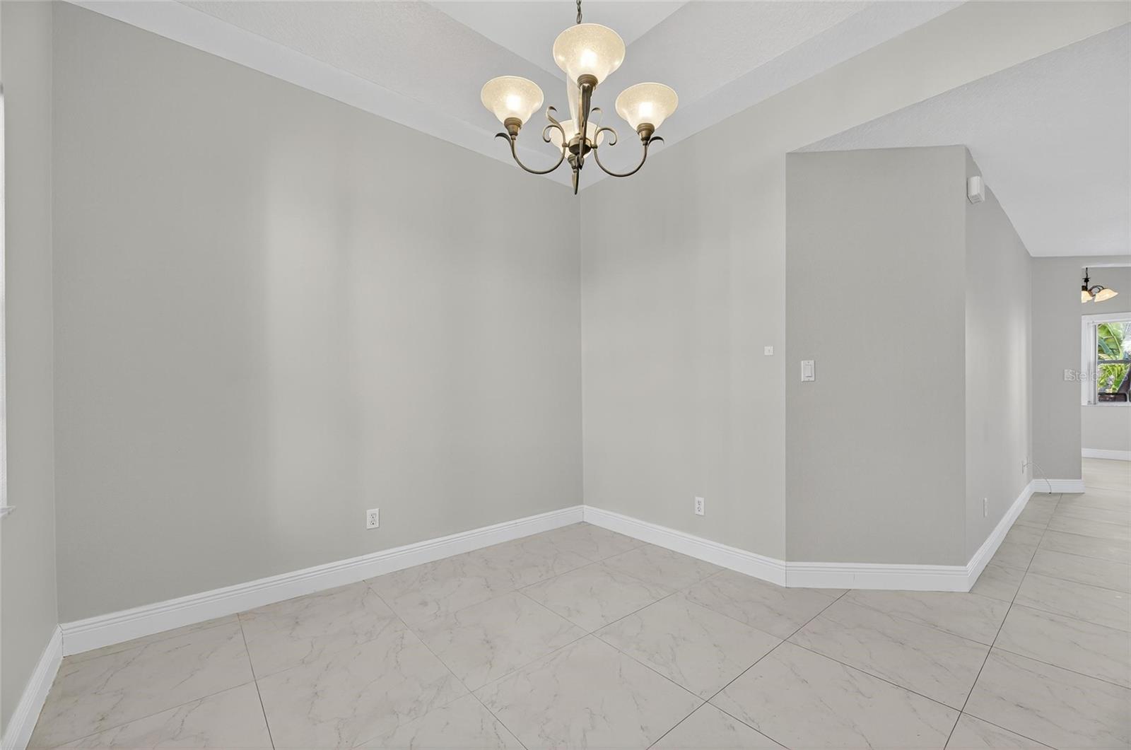 LAKE SHORE ESTATES 1ST ADD - Residential Lease