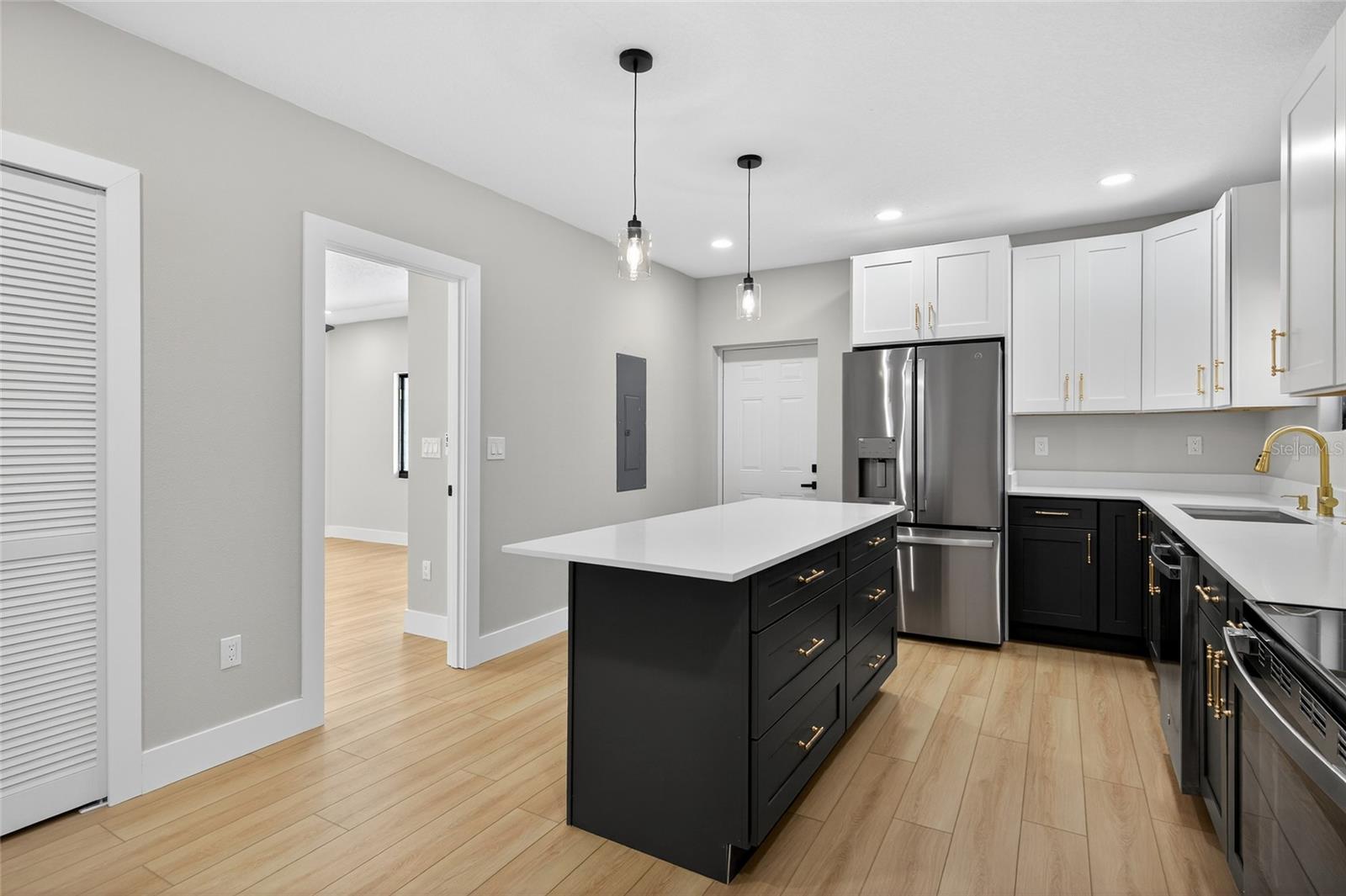 GANDY BLVD PARK 2ND ADD - Residential