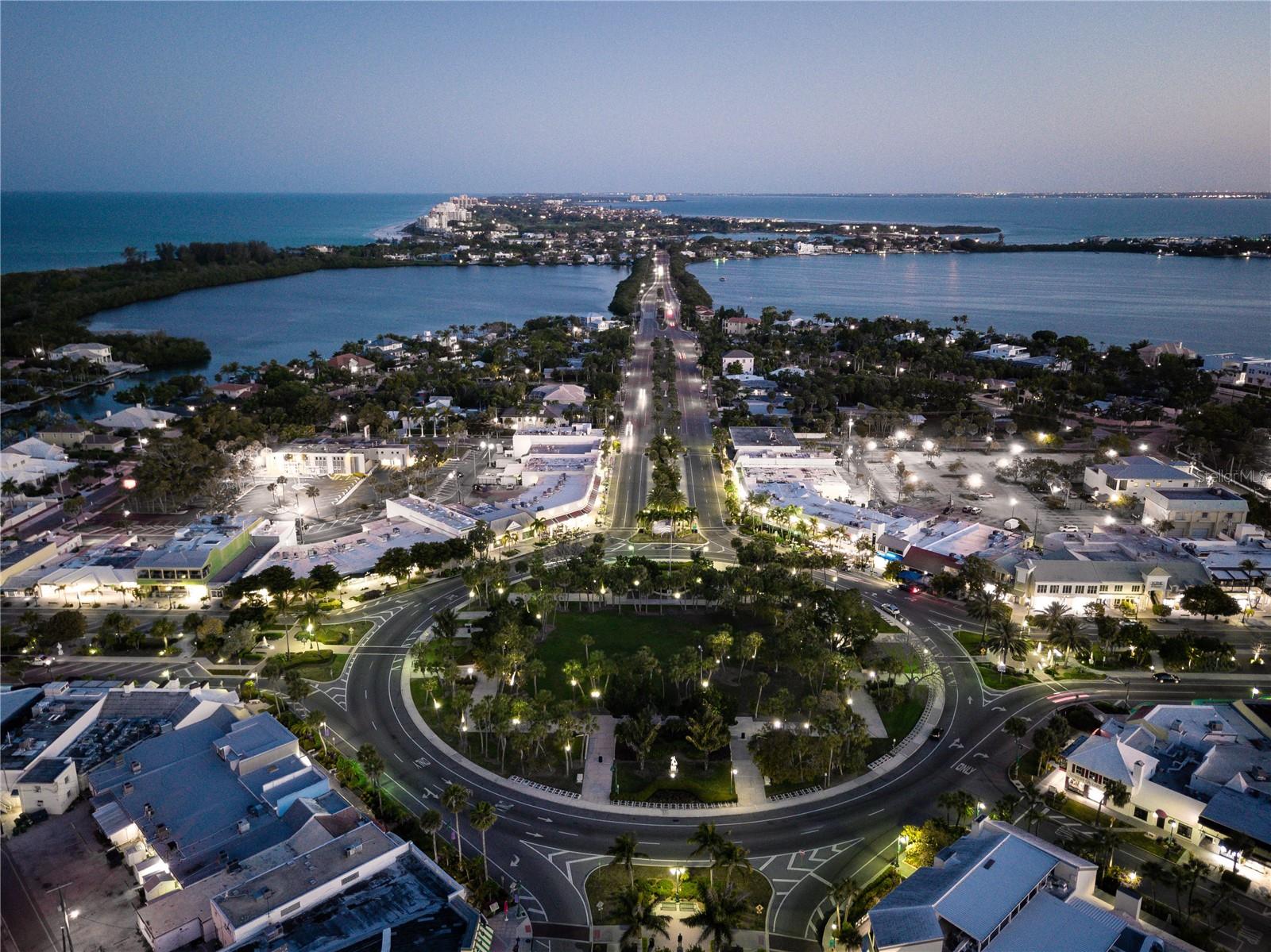 LONGBOAT KEY MOORINGS - Residential