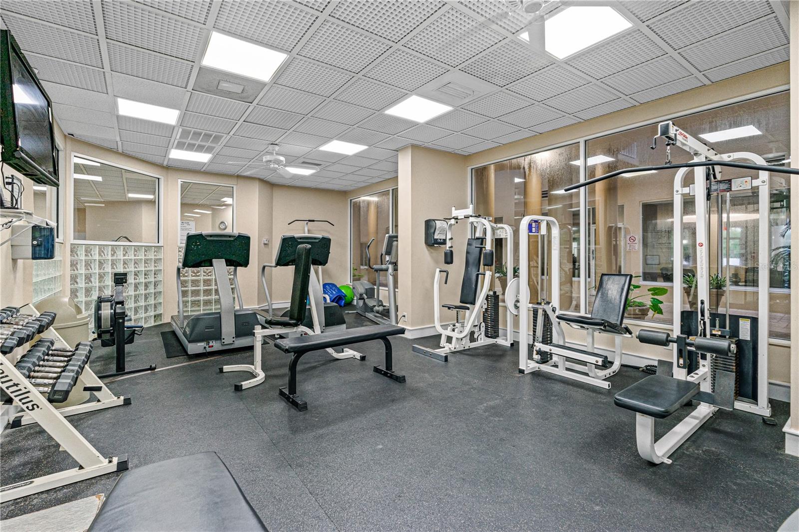 OCEANS CLOVERLEAF CONDO - Residential