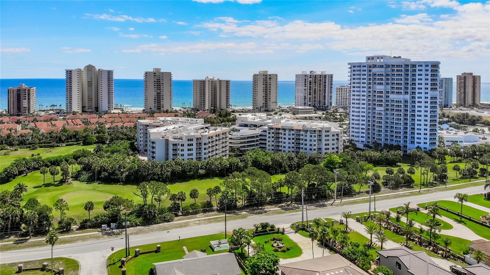 OCEANS CLOVERLEAF CONDO - Residential