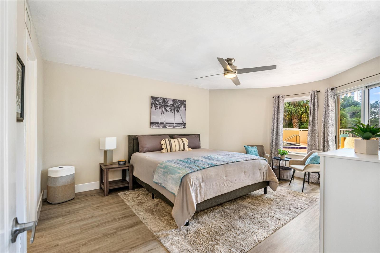 OCEANS CLOVERLEAF CONDO - Residential