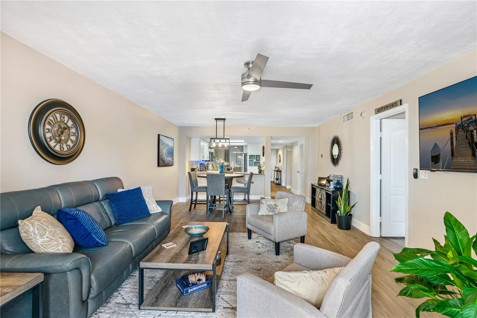 OCEANS CLOVERLEAF CONDO - Residential