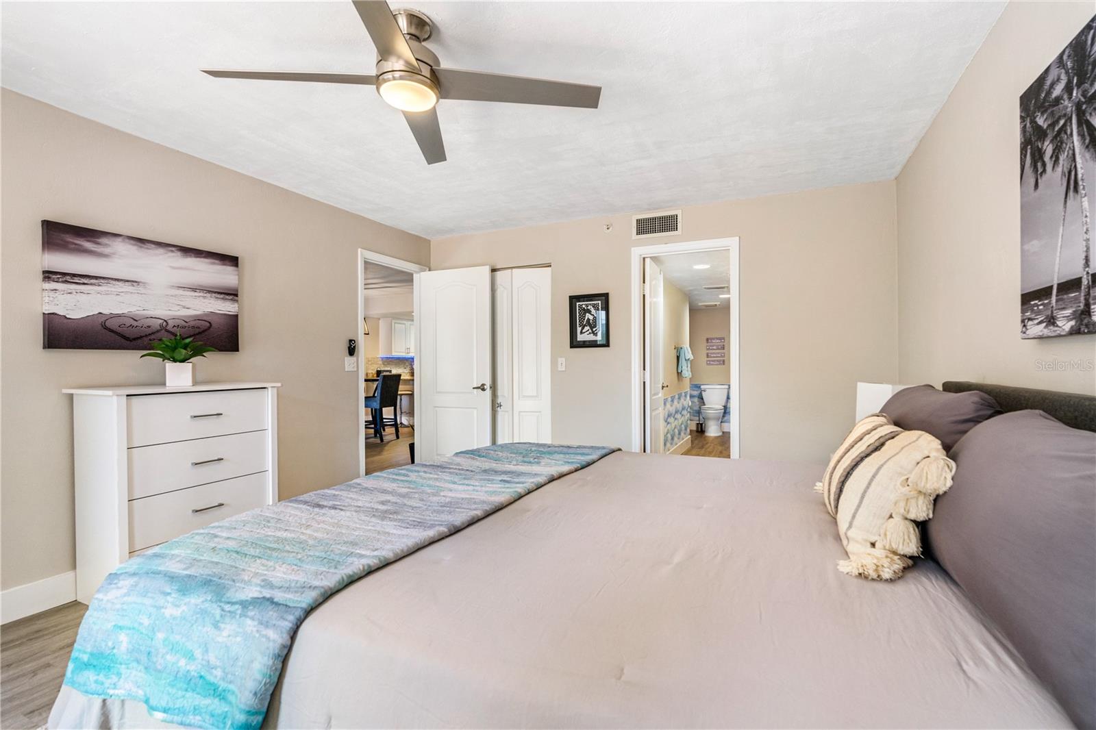 OCEANS CLOVERLEAF CONDO - Residential