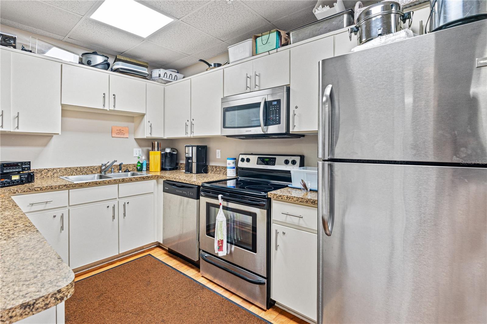 OCEANS CLOVERLEAF CONDO - Residential