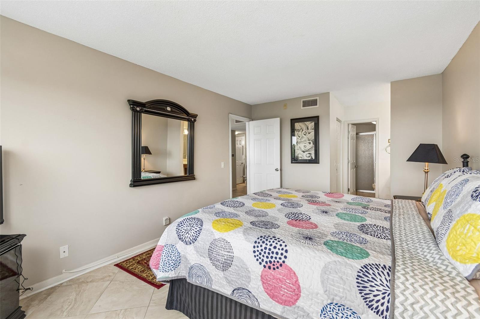 BAHIA DEL MAR I - Residential