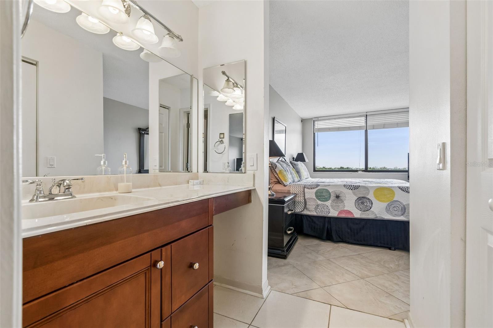 BAHIA DEL MAR I - Residential