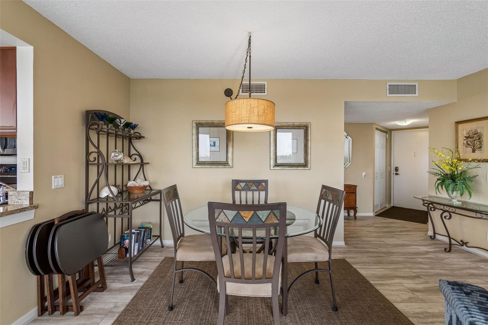 BAHIA DEL MAR I - Residential