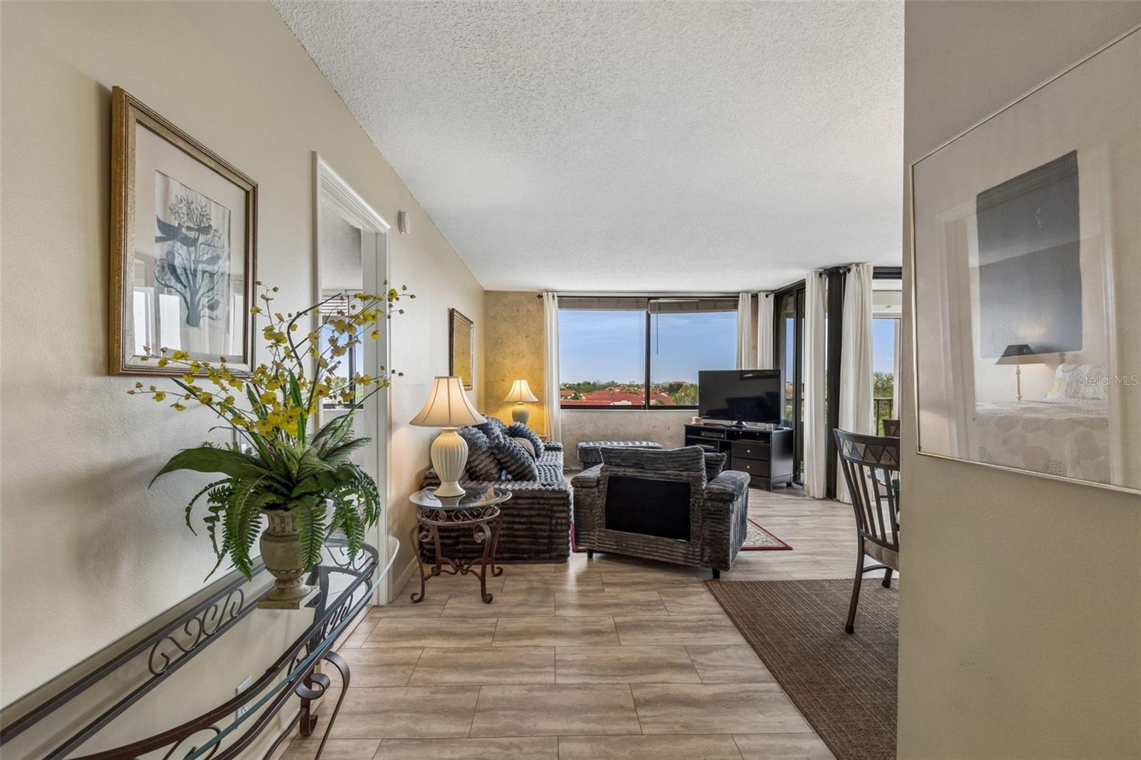 BAHIA DEL MAR I - Residential