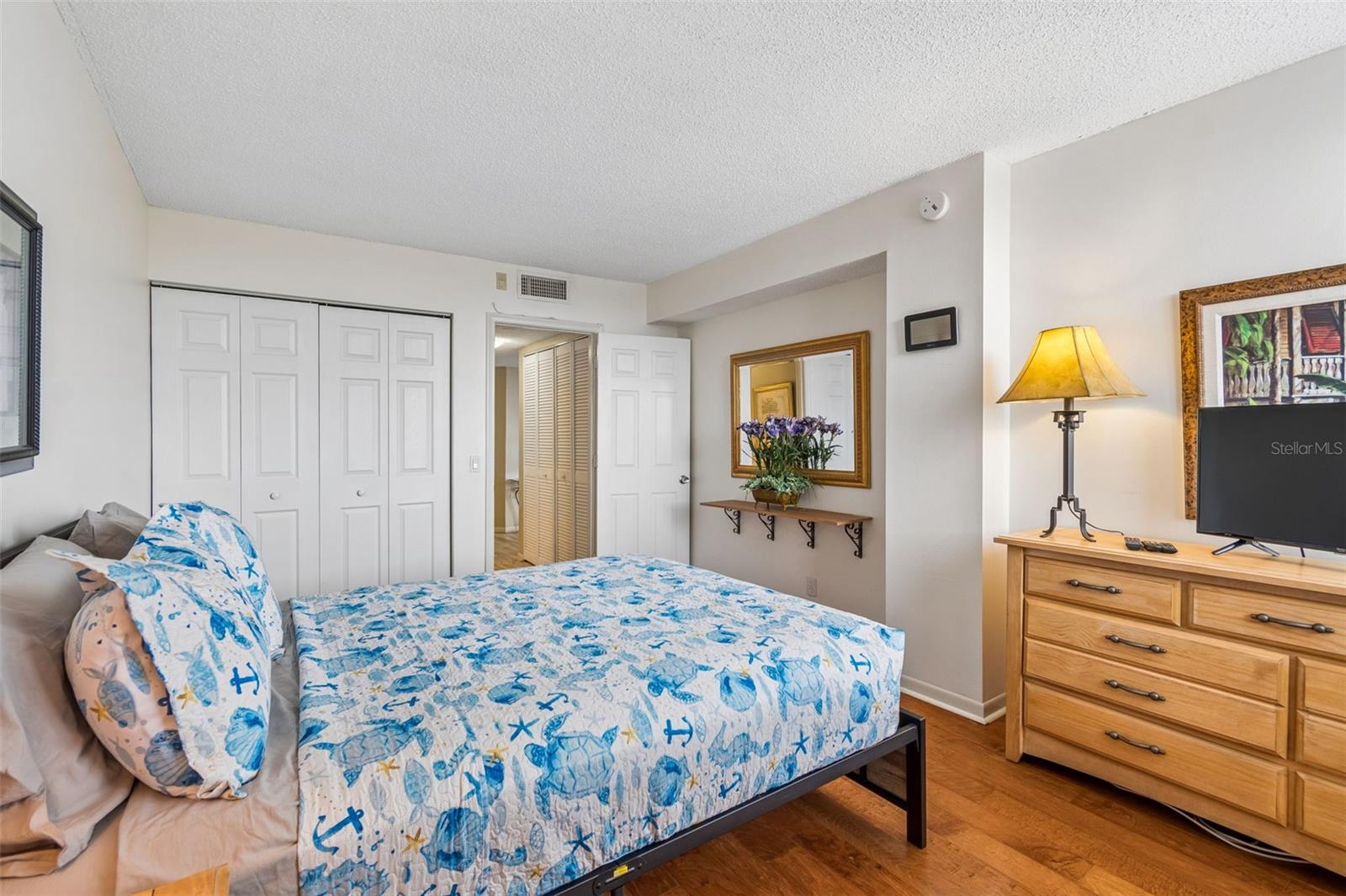 BAHIA DEL MAR I - Residential