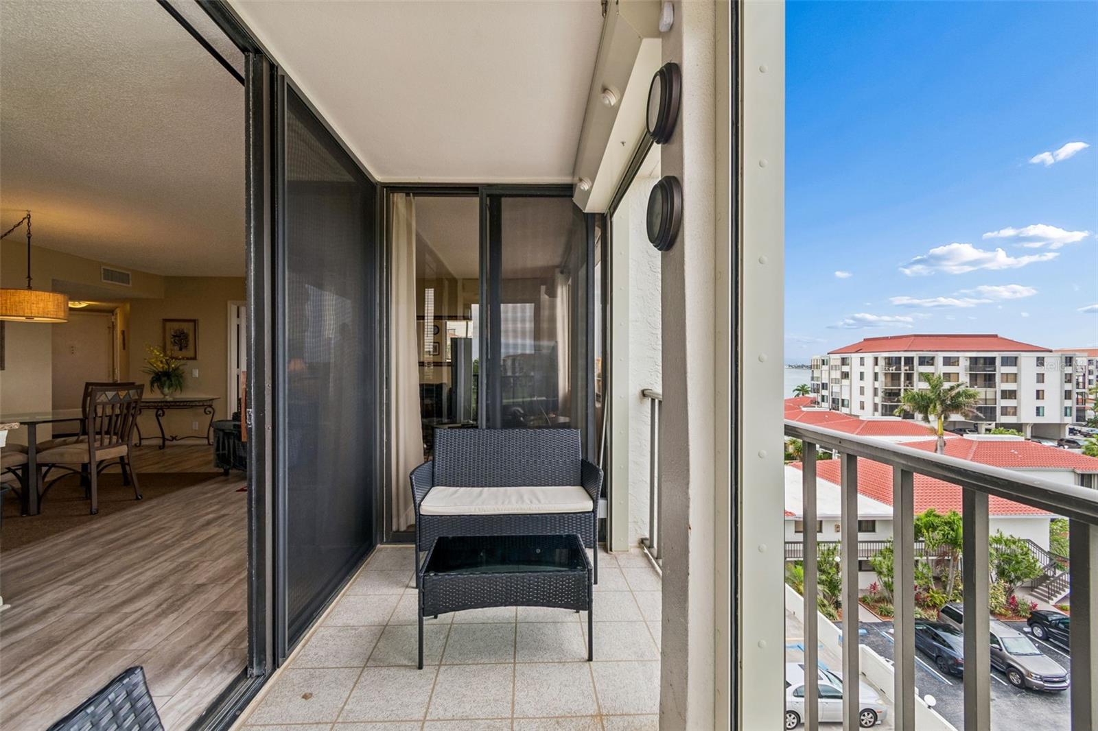 BAHIA DEL MAR I - Residential
