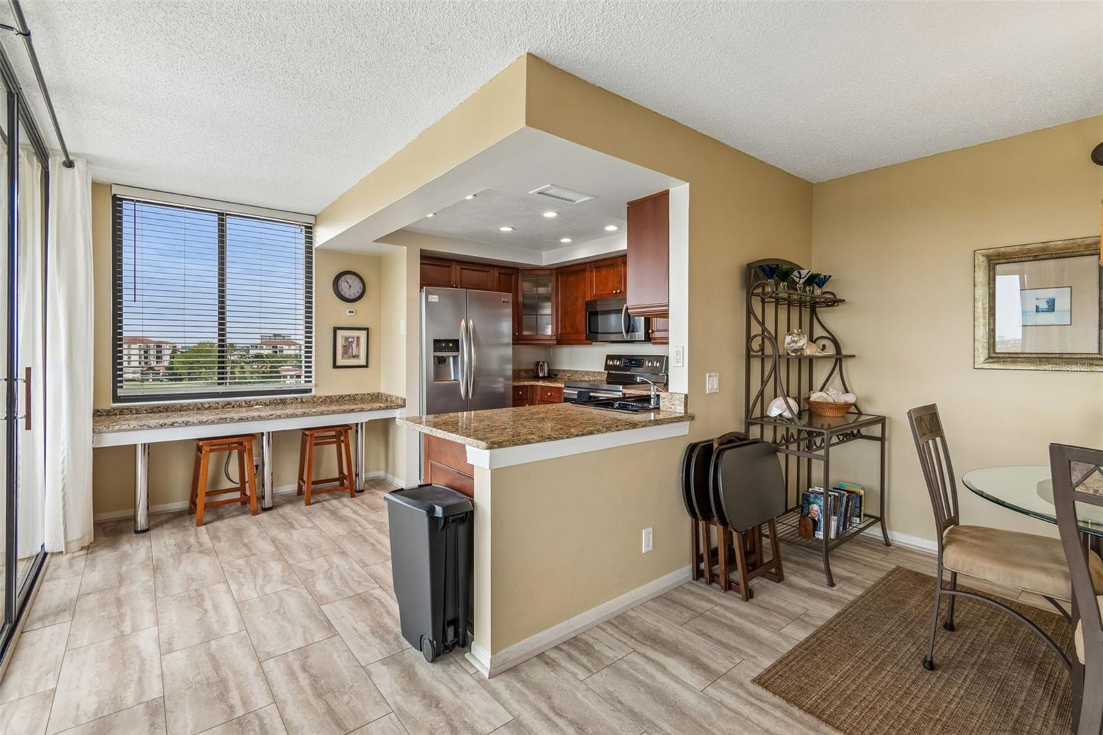 BAHIA DEL MAR I - Residential