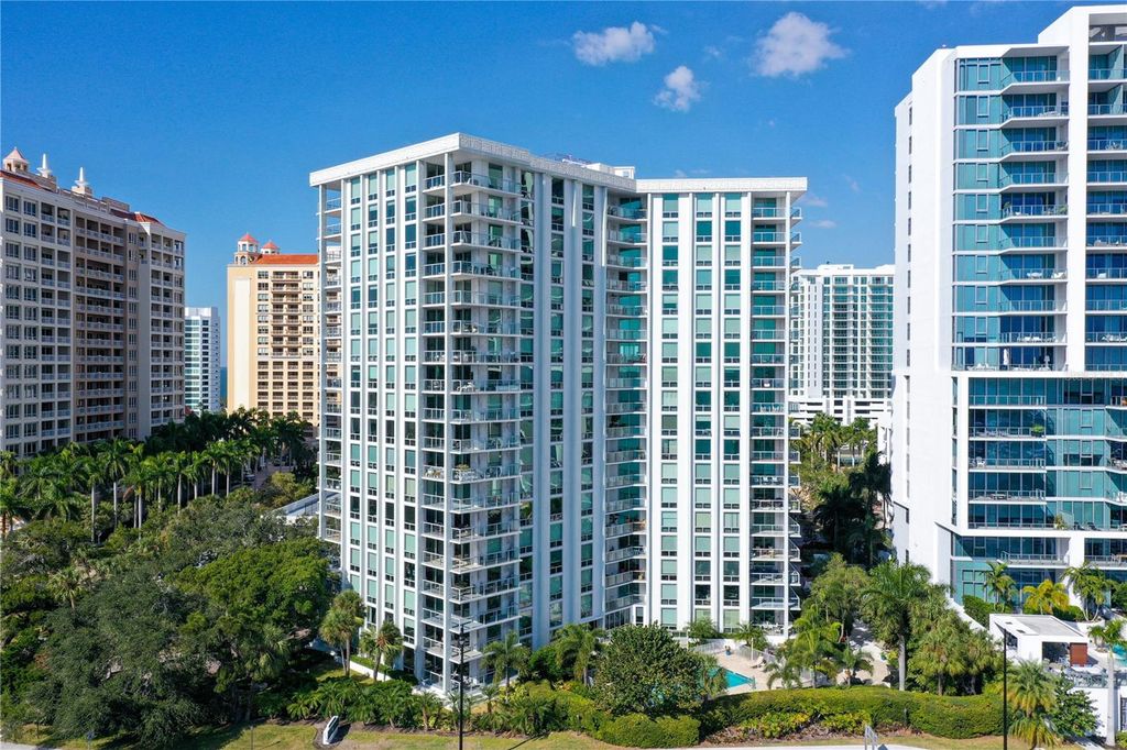 Photo of 1111 N Gulfstream Avenue #9F, Sarasota, FL 34236 (MLS # A4663815)