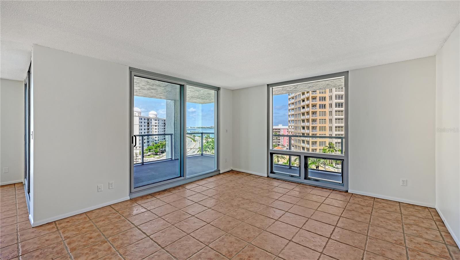 ONE WATERGATE - Residential