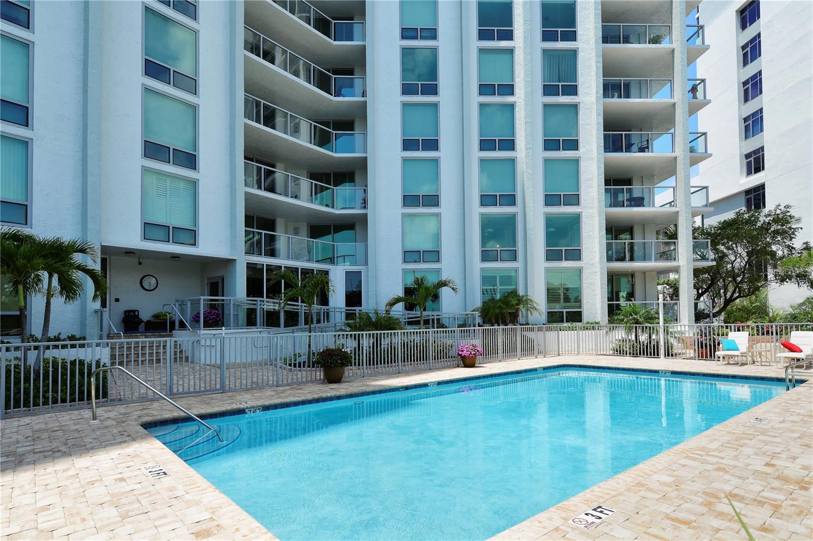 ONE WATERGATE - Residential
