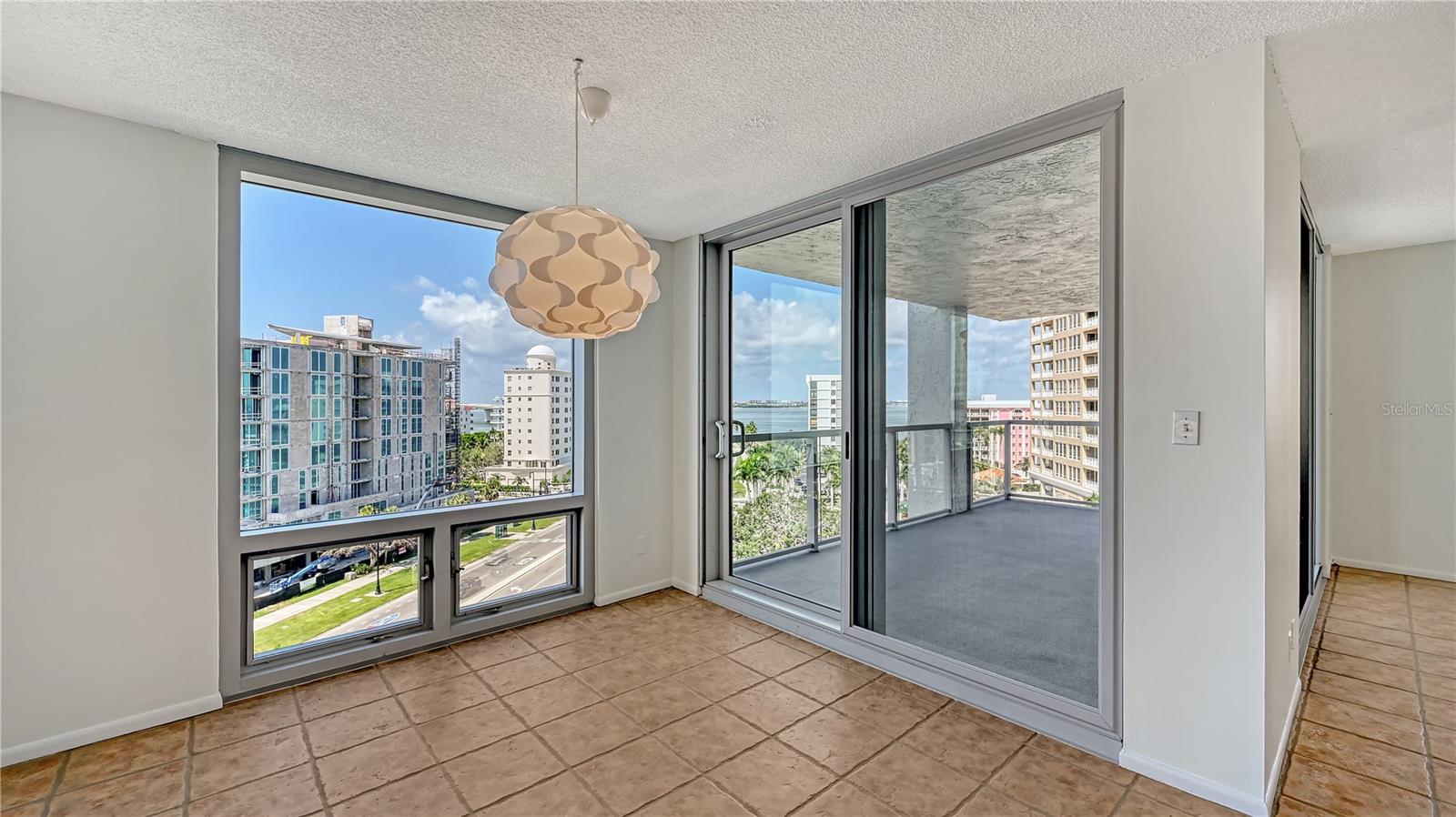 ONE WATERGATE - Residential