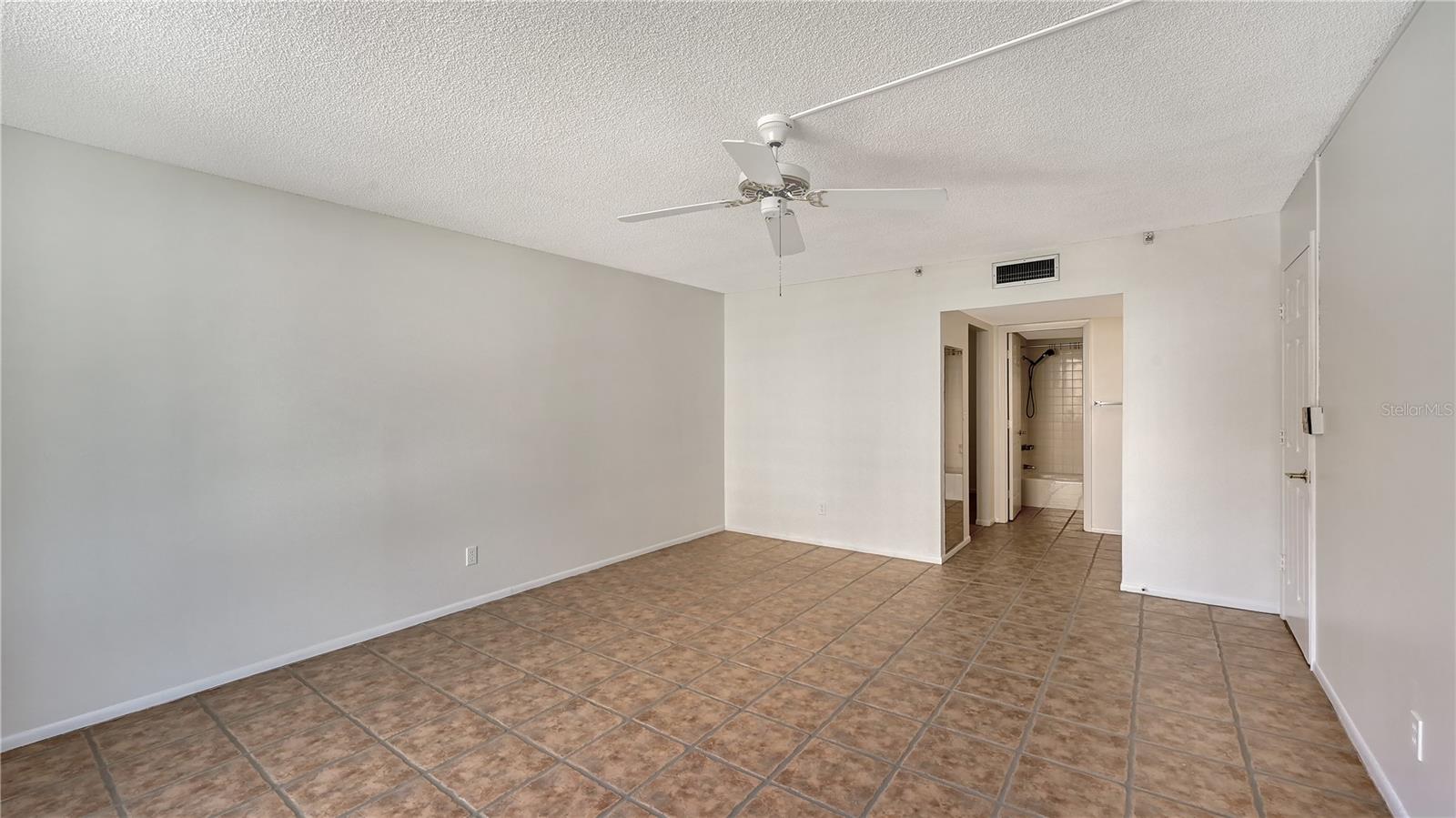 ONE WATERGATE - Residential