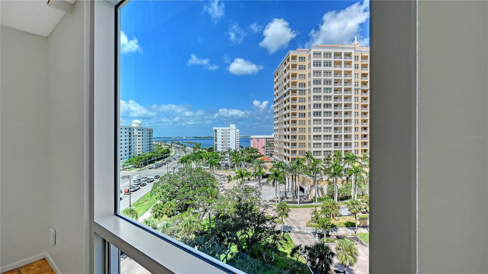 ONE WATERGATE - Residential