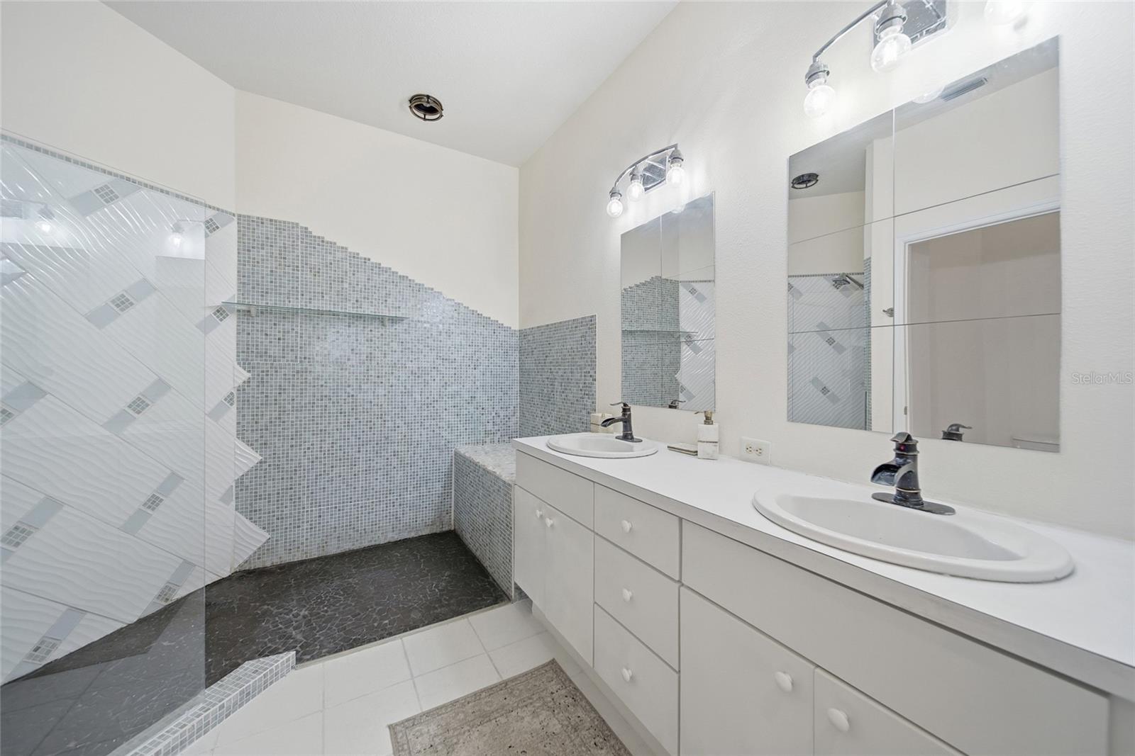 WEST MEADOWS PRCL 20B DOVES LANDING - Residential