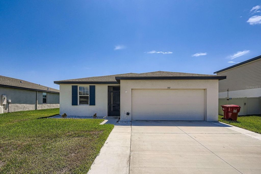 Photo of 3412 Bonsilva Street, Plant City, FL 33566 (MLS # TB8413353)