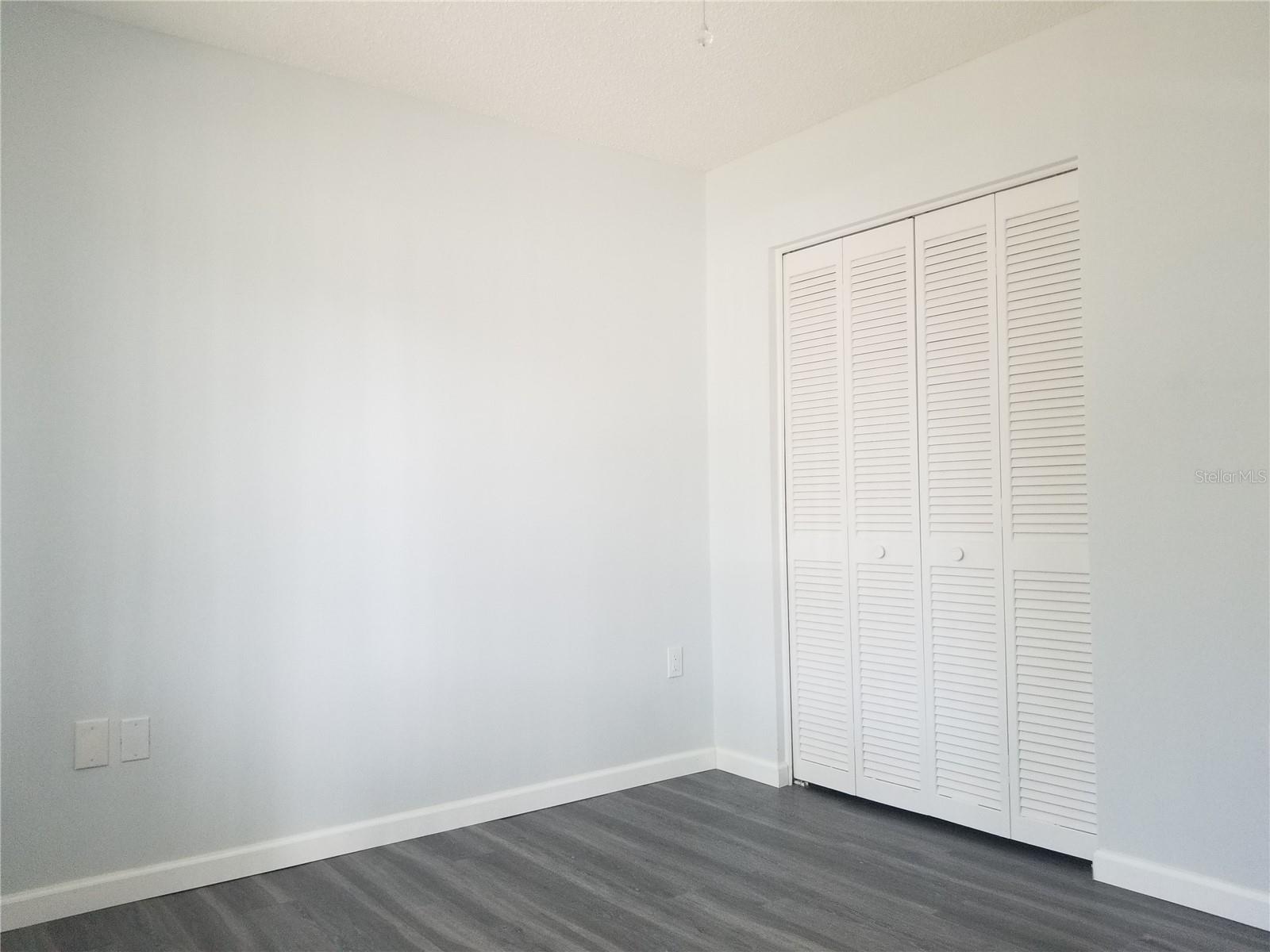 EAGLE CREEK I - Residential Lease