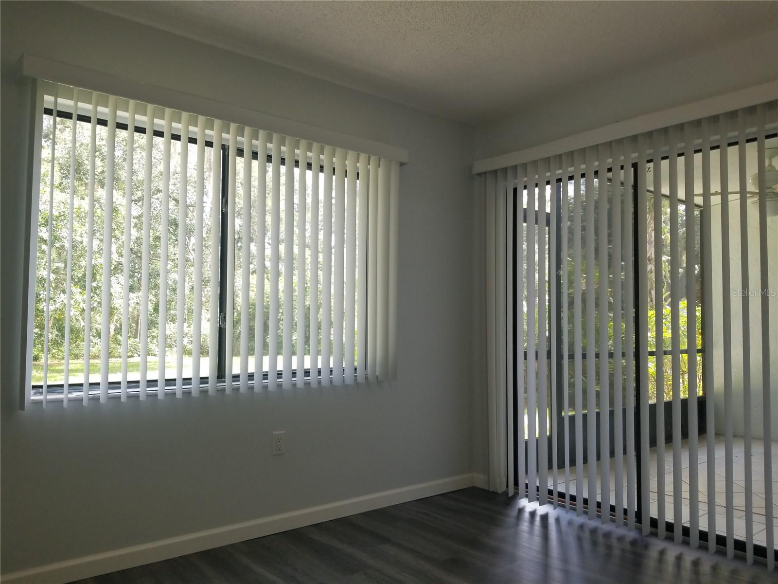 EAGLE CREEK I - Residential Lease