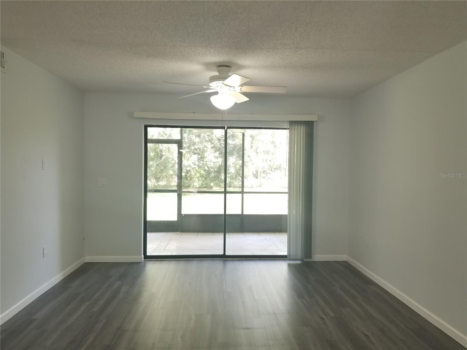 EAGLE CREEK I - Residential Lease