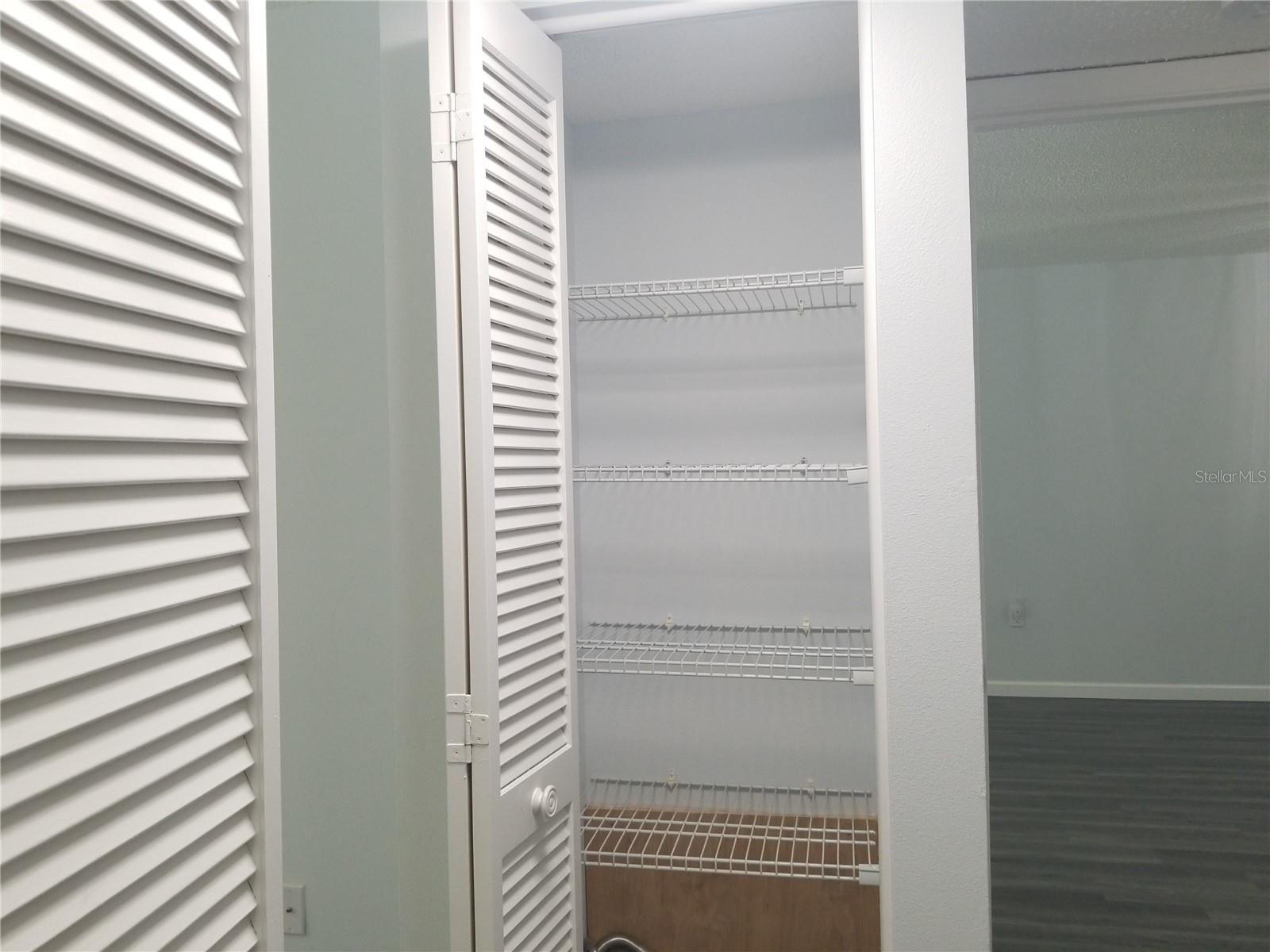 EAGLE CREEK I - Residential Lease
