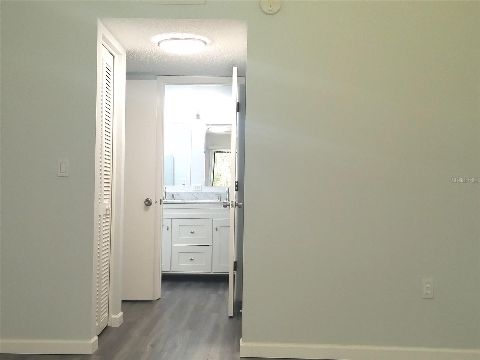 EAGLE CREEK I - Residential Lease