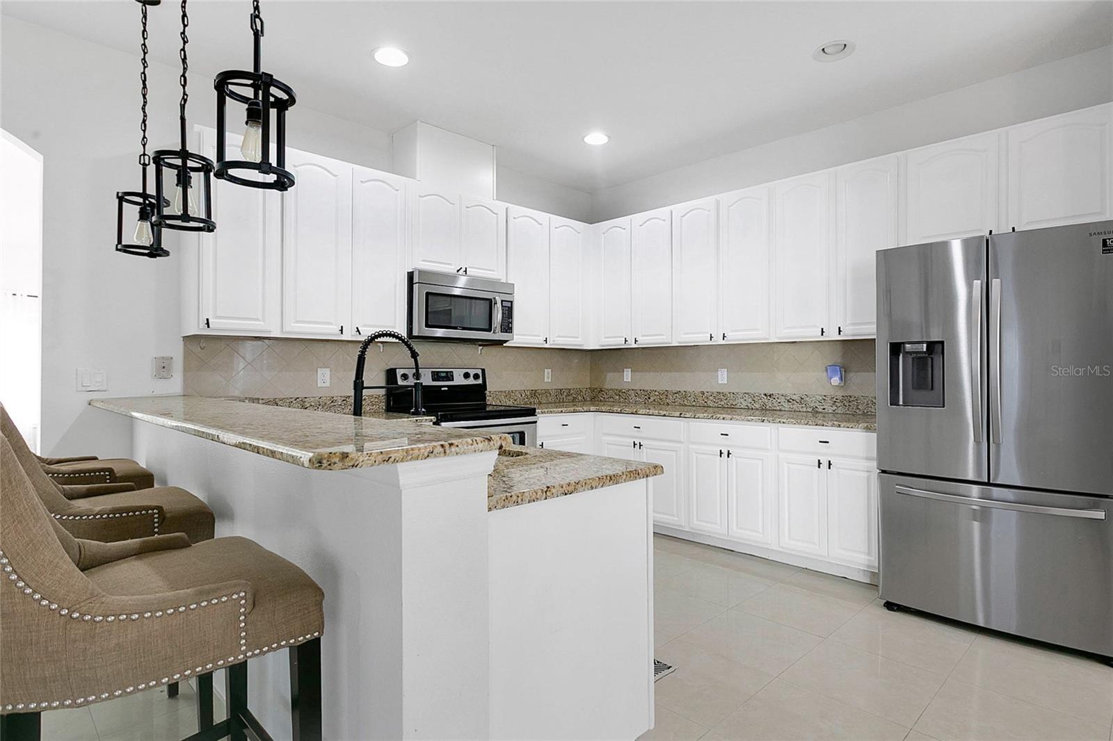 BARCLAY RESERVE TWNHMS - Residential